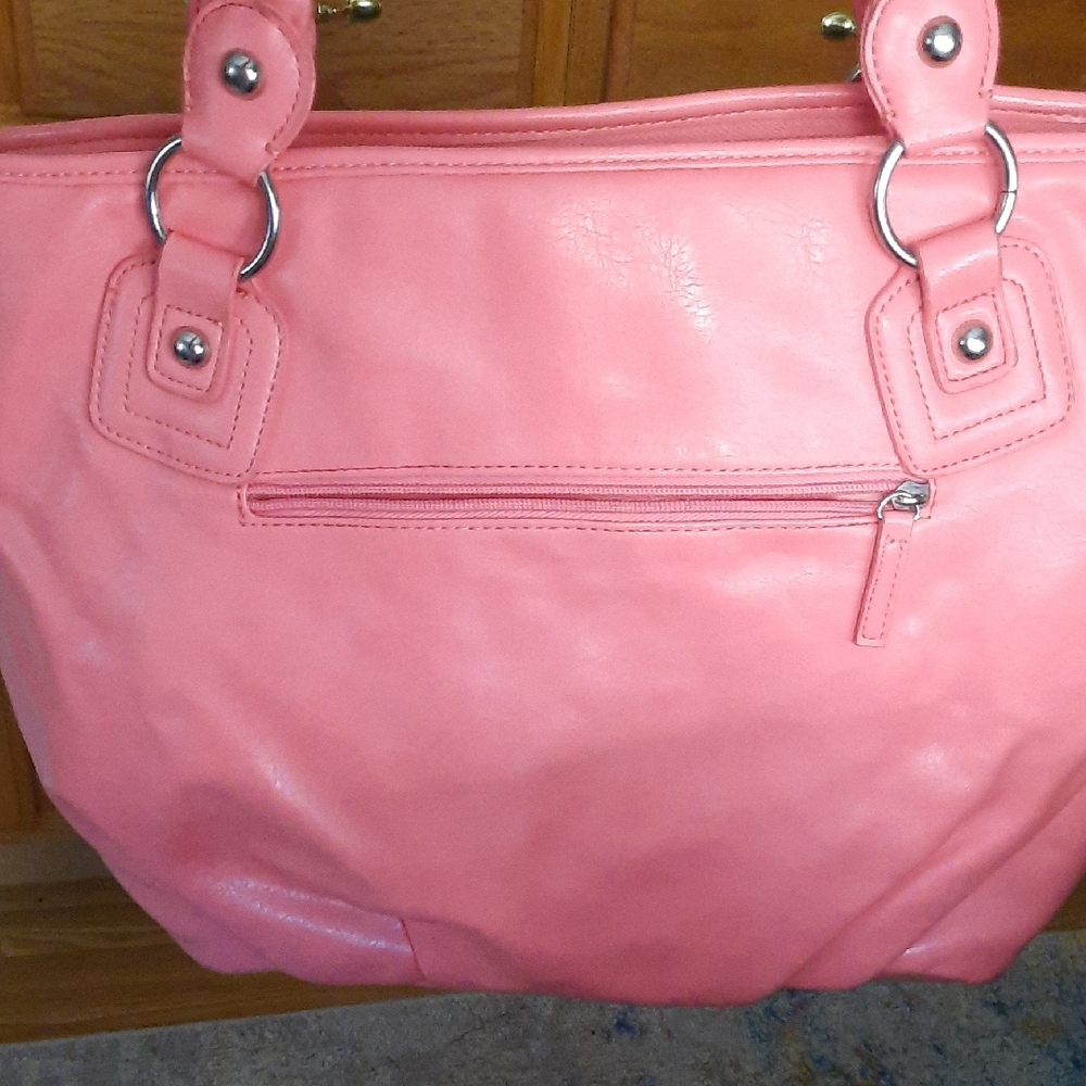 Bueno Coral Braided Handle Tote - Picture 4 of 6